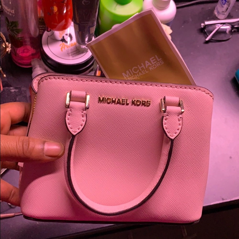 Mini light pink MK purse - Picture 3 of 3